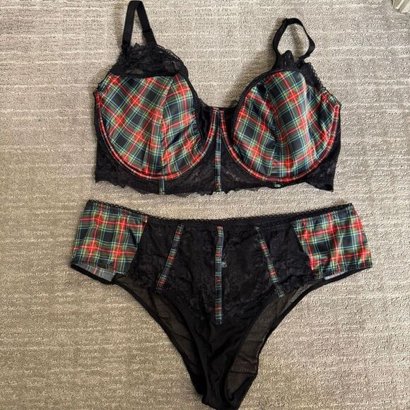 Adore Me Red Green Plaid Rochelle Plus Black Lace Bra Lingerie Set 40H 2X - Picture 1 of 7